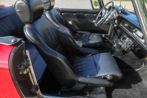 Image 8/50 of Alfa Romeo 2600 Spider (1962)