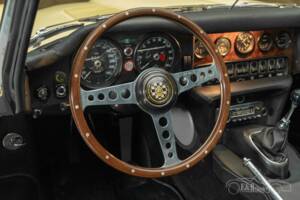 Bild 5/6 von Jaguar E-Type (1969)