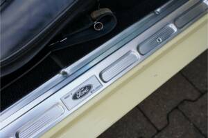 Immagine 50/50 di Ford Mustang 289 (1966)