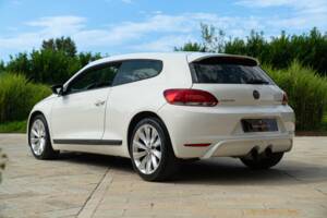 Bild 7/22 von Volkswagen Scirocco 2.0 TSI (2009)