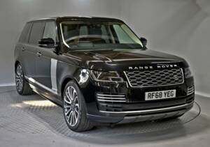 Bild 2/50 von Land Rover Range Rover Autobiography SDV8 (2018)