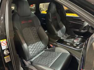 Bild 13/19 von Audi RS6 Avant (2022)