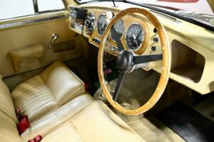 Image 25/50 de Aston Martin DB 2 Vantage (1953)