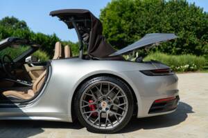 Bild 28/50 von Porsche 911 Carrera 4S (2019)