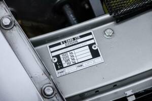 Image 12/26 of MG MGB GT V8 SEC (1981)