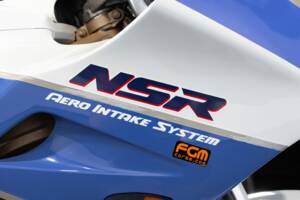 Afbeelding 32/49 van Honda NSR 125 R (1989)