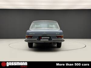 Image 7/15 of Mercedes-Benz 280 SE 3,5 (1971)