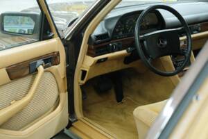 Bild 45/50 von Mercedes-Benz 280 SEL (1983)