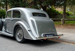 Image 13/25 de Alvis 4.3 Liter Saloon (1937)