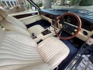 Bild 27/33 von Aston Martin V8 EFi (1986)