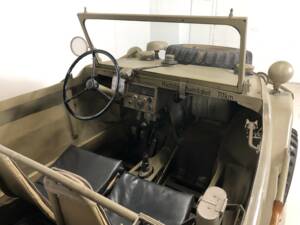 Imagen 21/28 de Volkswagen Schwimmwagen (1944)