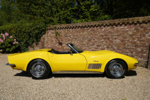 Image 32/50 of Chevrolet Corvette Stingray (1972)