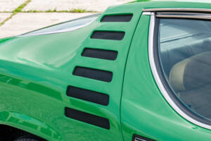 Image 13/27 of Alfa Romeo Montreal (1972)