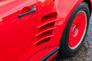 Imagen 12/33 de Porsche 911 Turbo 3.3 Flachbau (WLS) (1985)