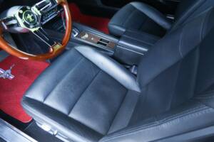 Image 14/50 of Ford Mustang 302 (1969)