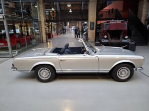 Imagen 13/29 de Mercedes-Benz 250 SL (1967)