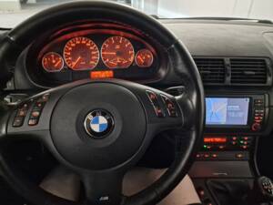 Immagine 16/61 di BMW 330Ci (2004)
