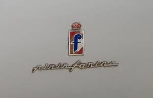 Image 13/29 of Ferrari 250 GTE (1961)