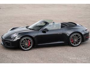 Image 8/39 de Porsche 911 Carrera 4S (2019)