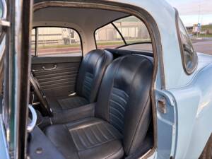 Image 7/22 of MG MGA 1500 (1958)