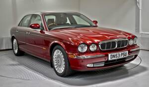 Imagen 3/50 de Jaguar XJR Super V8 (2004)