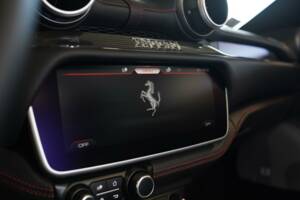 Imagen 27/50 de Ferrari Portofino M (2022)