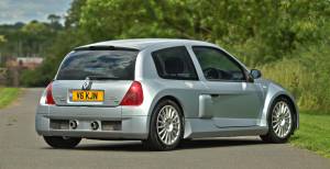 Image 14/50 de Renault Clio II V6 (2002)