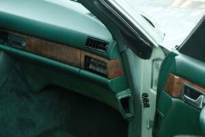 Bild 38/50 von Mercedes-Benz 500 SEC (1988)