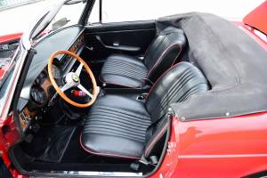 Image 39/50 of Ferrari 275 GTS (1965)