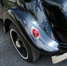 Image 15/50 of Citroën Traction Avant 11 Familiale (1955)