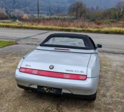 Bild 20/40 von Alfa Romeo Spider 2.0 Twin Spark 16V (1997)
