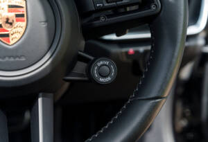 Image 19/33 of Porsche 911 Turbo S (2023)