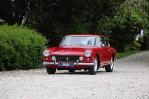 Image 1/42 de Ferrari 250 GTE (1961)