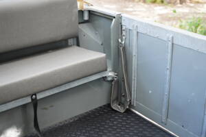 Bild 66/79 von Land Rover 88 (1963)