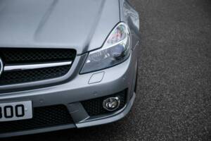 Image 39/41 de Mercedes-Benz SL 63 AMG (2008)