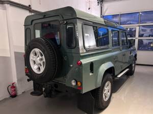 Afbeelding 3/29 van Land Rover Defender 110 (2014)