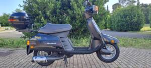 Image 2/6 of Peugeot Metropolis 50 (1993)