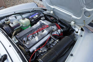 Immagine 25/50 di Alfa Romeo 2.0 Spider QV (1987)