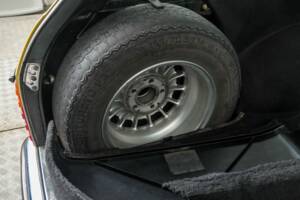 Bild 43/50 von Mercedes-Benz 300 TD Turbodiesel (1981)