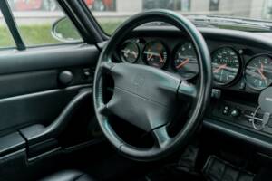 Bild 32/42 von Porsche 911 Carrera (1994)