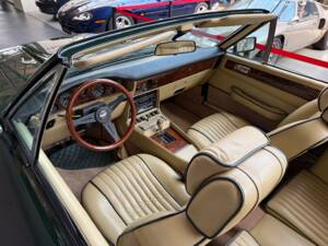 Bild 15/25 von Aston Martin V8 Volante (1986)