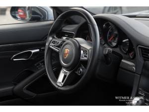 Image 30/42 de Porsche 911 Turbo S (2017)