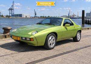 Image 1/8 of Porsche 928 (1977)