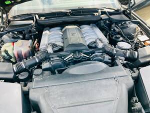 Immagine 11/15 di BMW 850i (1992)