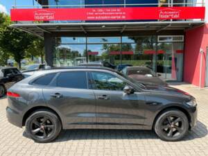 Bild 9/21 von Jaguar F-Pace 20d (2019)