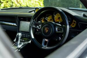 Image 45/48 of Porsche 911 Turbo S Exclusive (2017)
