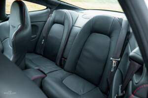 Image 19/23 de Aston Martin V12 Vanquish S Ultimate Edition (2007)