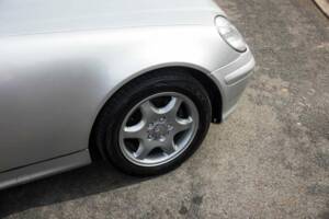 Afbeelding 31/50 van Mercedes-Benz SLK 230 Kompressor (2000)