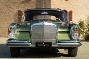 Imagen 17/50 de Mercedes-Benz 220 SE b (1964)