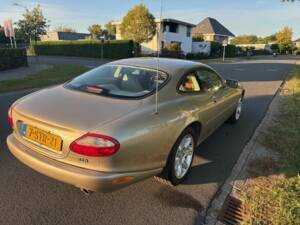 Bild 6/8 von Jaguar XK8 4.0 (1998)